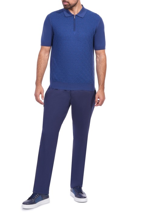 футболка  по цене 101915 руб вид справа