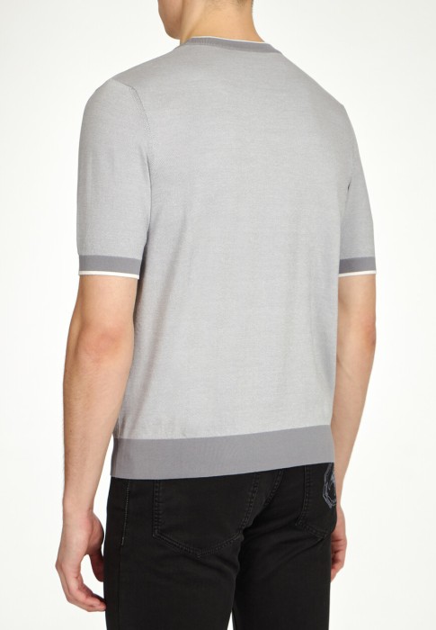 футболка  из италии вид сбоку