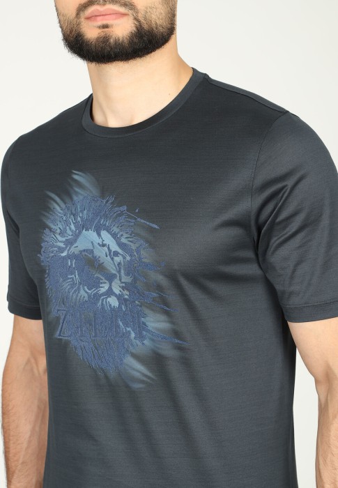 футболка  из проверенных материалов спереди