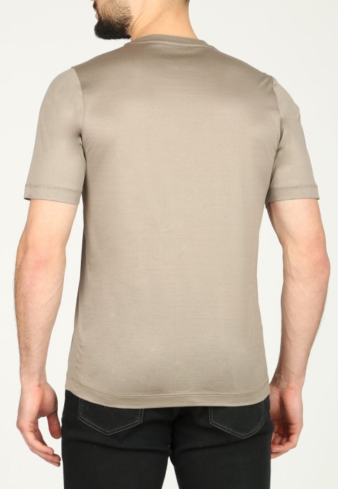 футболка  из италии вид сбоку