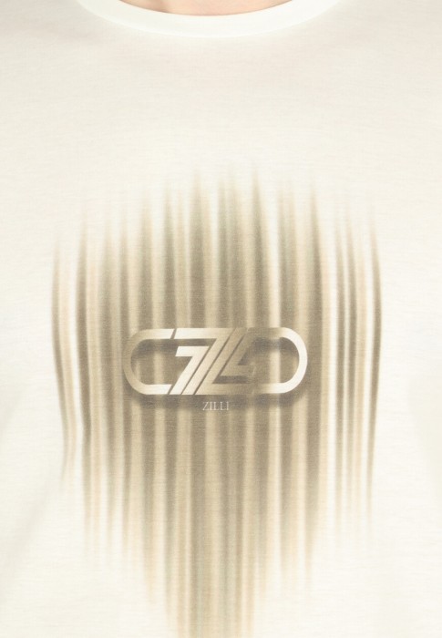 Товар бежевого цвета с внутренней стороны