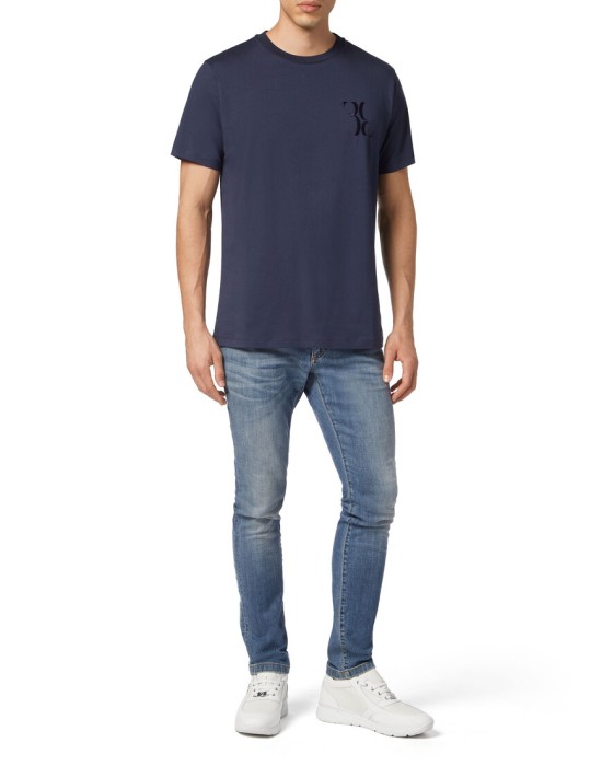 футболка  из италии вид сбоку