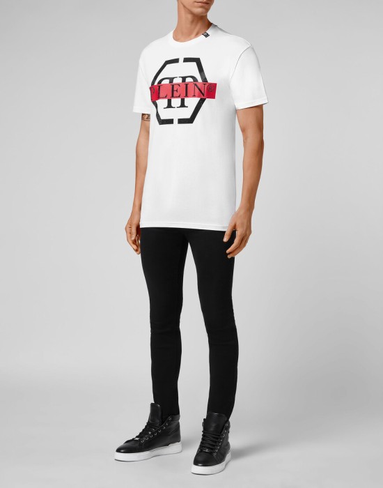 футболка  по цене 20544 руб вид справа