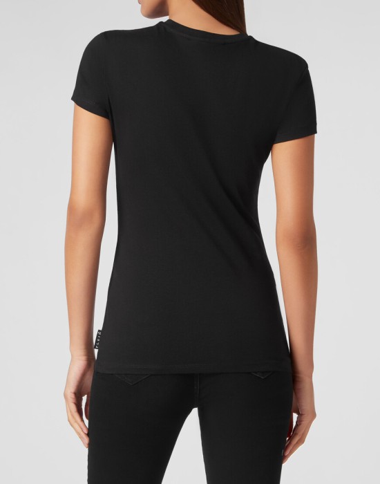 футболка  из америки вид сбоку