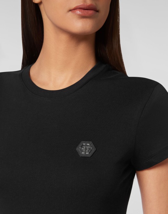 футболка  из проверенных материалов спереди