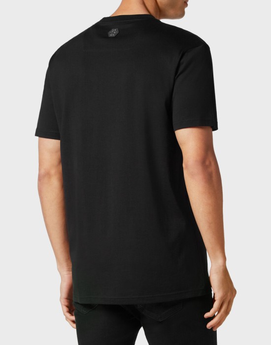 футболка  из америки вид сбоку