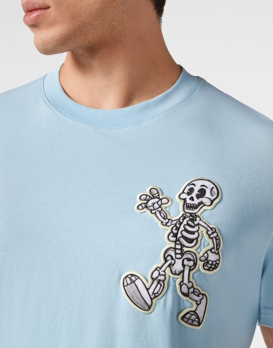 футболка  из проверенных материалов спереди