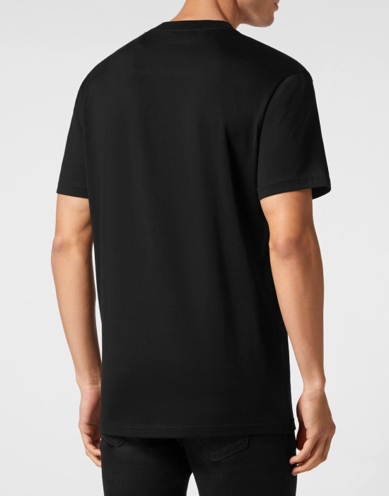 футболка  из америки вид сбоку