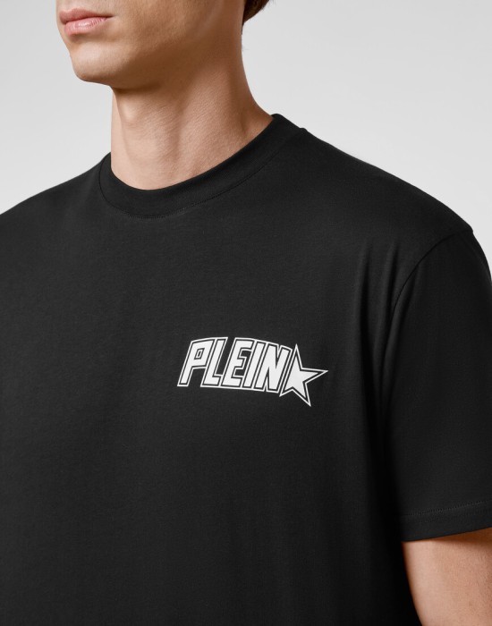 футболка  из проверенных материалов спереди