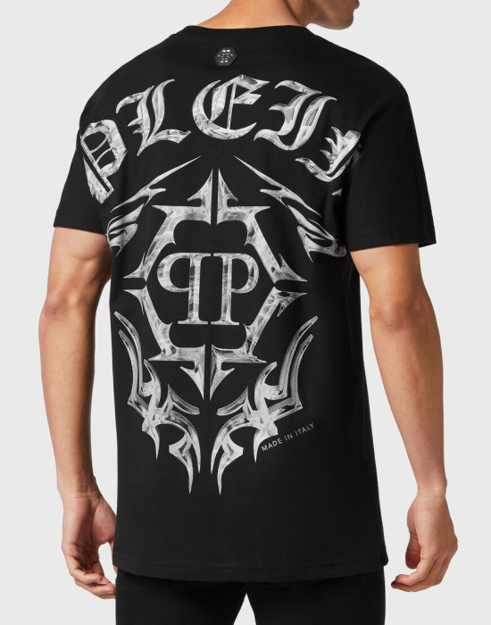 футболка  из америки вид сбоку