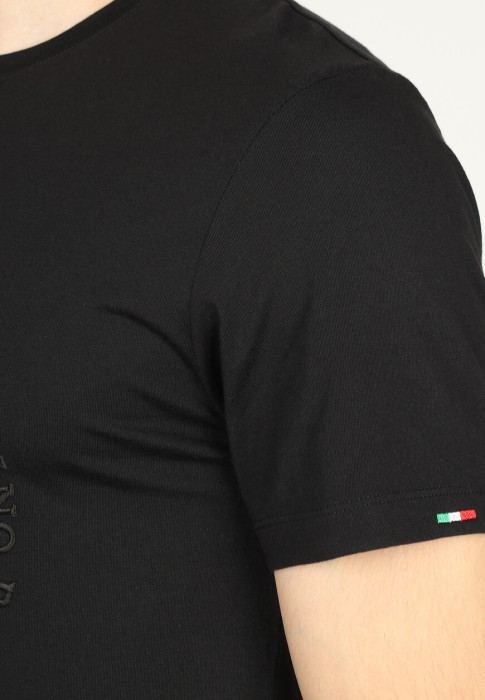 футболка  из проверенных материалов спереди