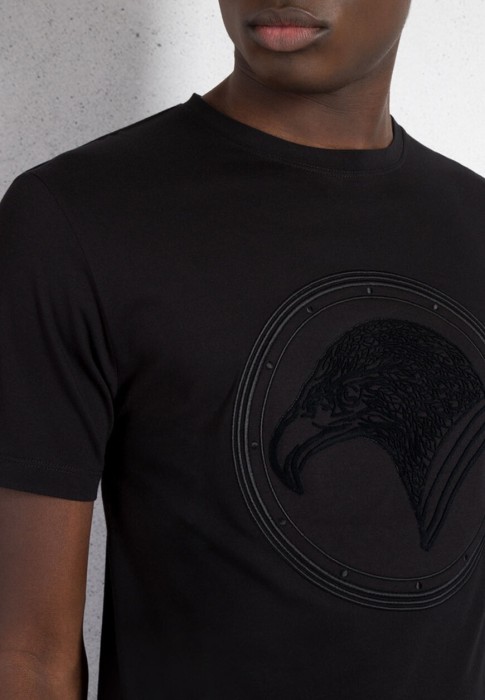 Товар черного цвета с внутренней стороны