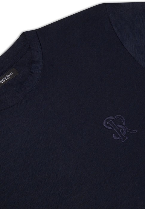 футболка  из проверенных материалов спереди