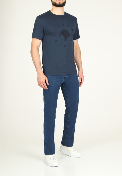 футболка  по цене 55165 руб вид справа