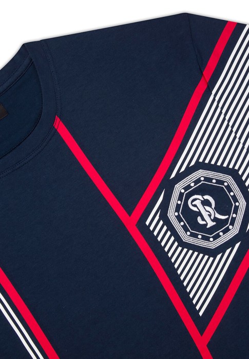 футболка  по цене 85765 руб вид справа