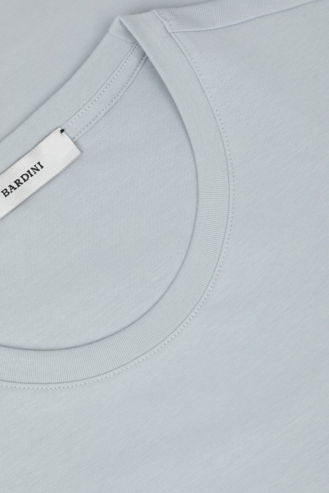 футболка  из хлопка спереди