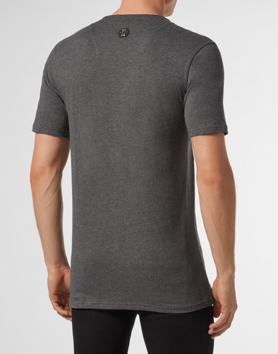 футболка  из америки вид сбоку