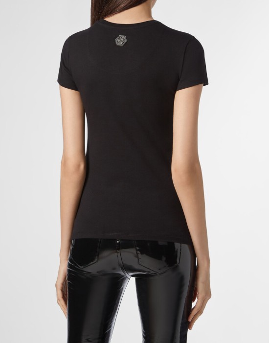 футболка  из америки вид сбоку