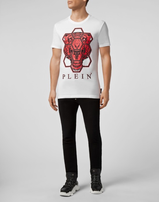 Товар белого цвета с внутренней стороны