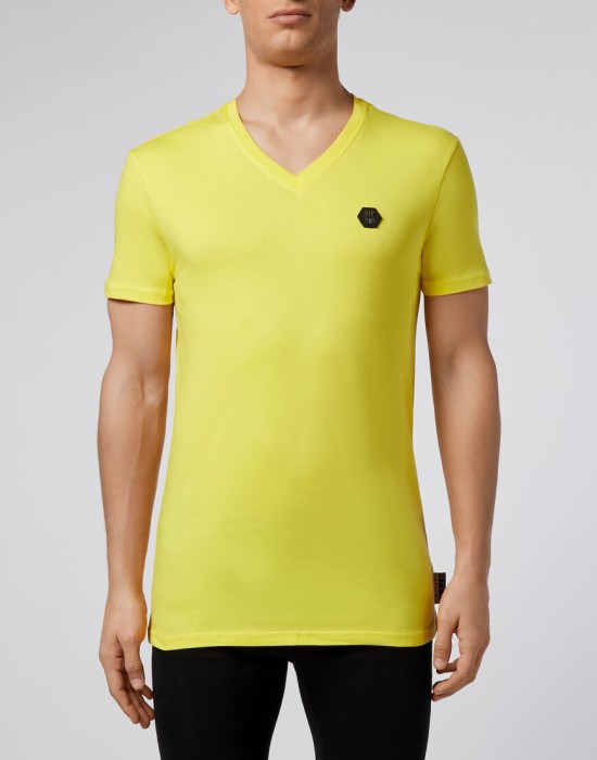 футболка  по цене 32109 руб вид справа