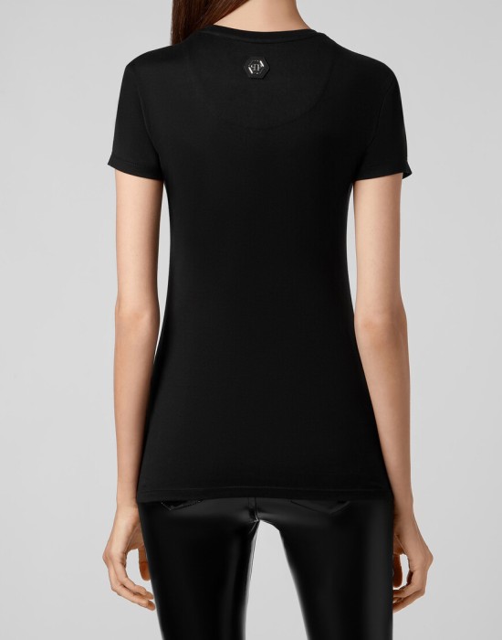 футболка  из америки вид сбоку