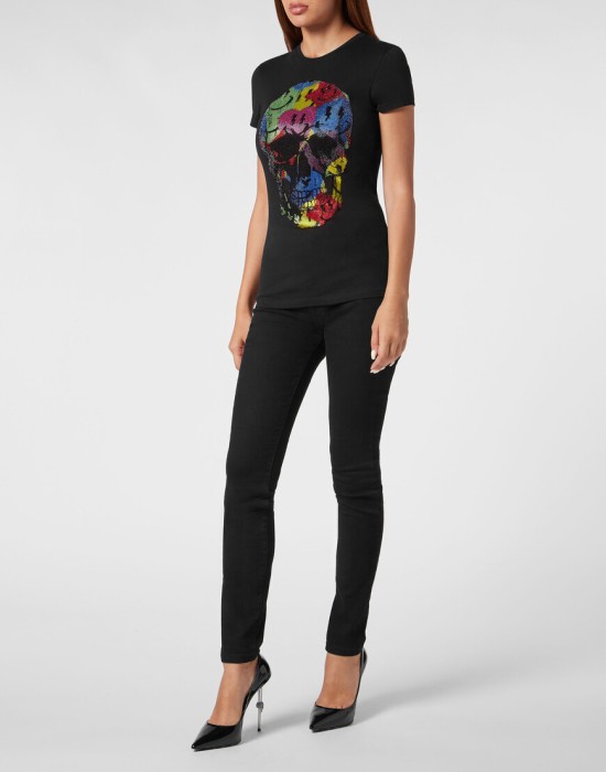 Товар черного цвета с внутренней стороны