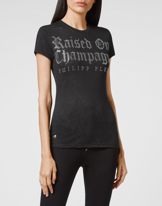 футболка  по цене 32109 руб вид справа