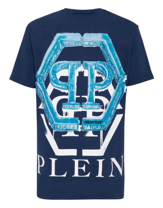 футболка  из америки вид сбоку