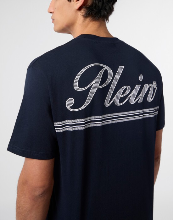 футболка  из проверенных материалов спереди