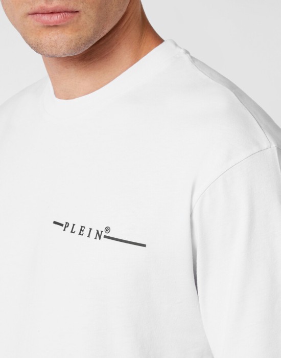 футболка  из америки вид сбоку