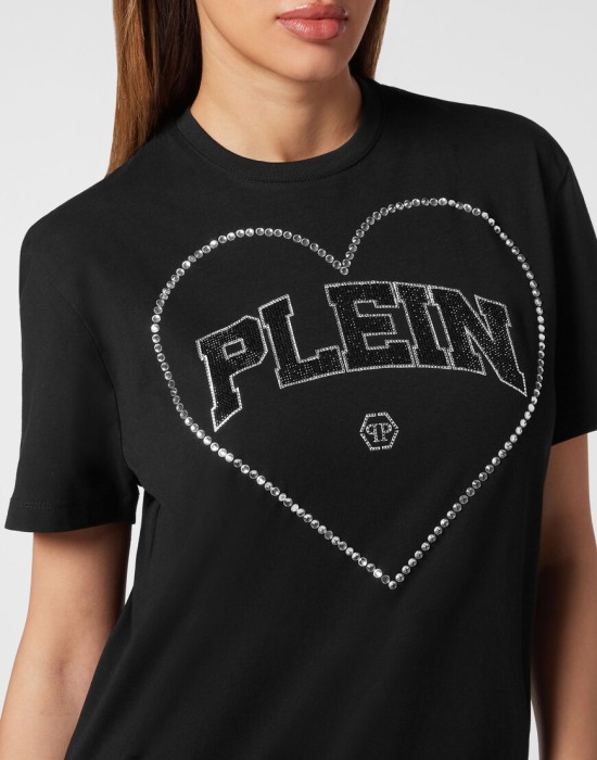 футболка  из проверенных материалов спереди