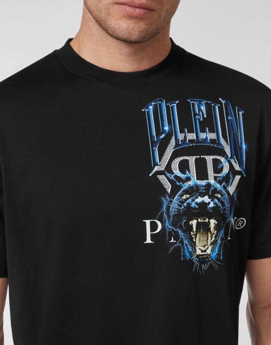 футболка  из америки вид сбоку