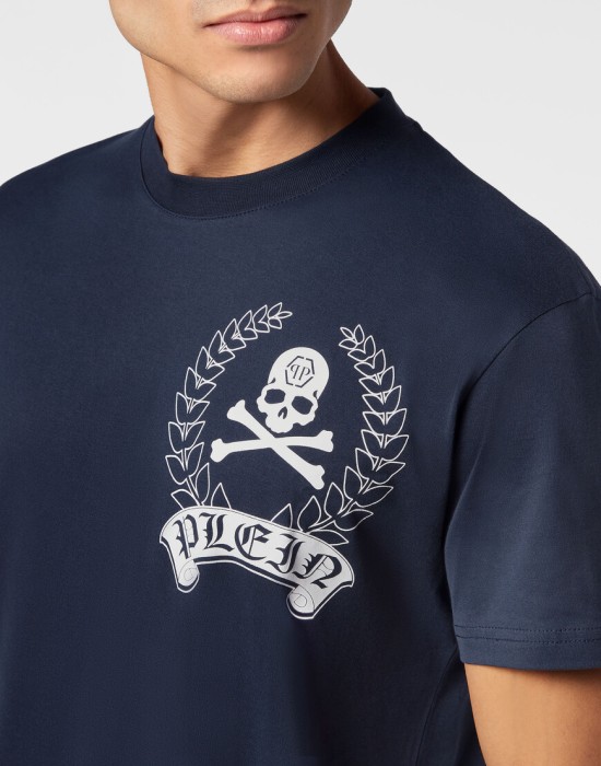 футболка  из проверенных материалов спереди