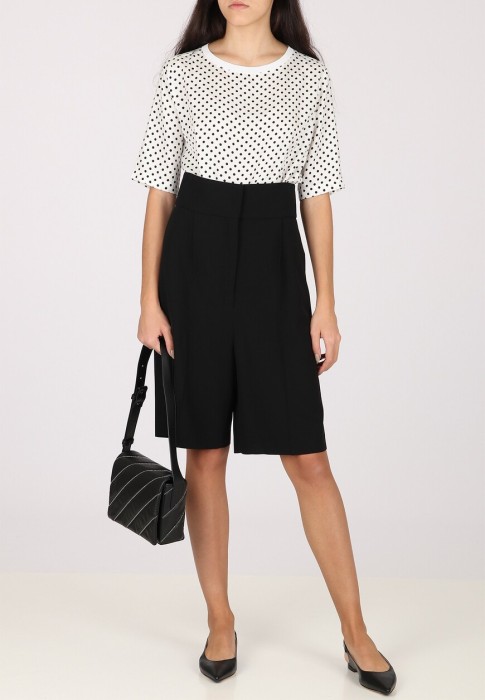 футболка  из италии вид сбоку