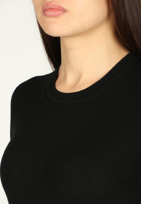 футболка  из проверенных материалов спереди