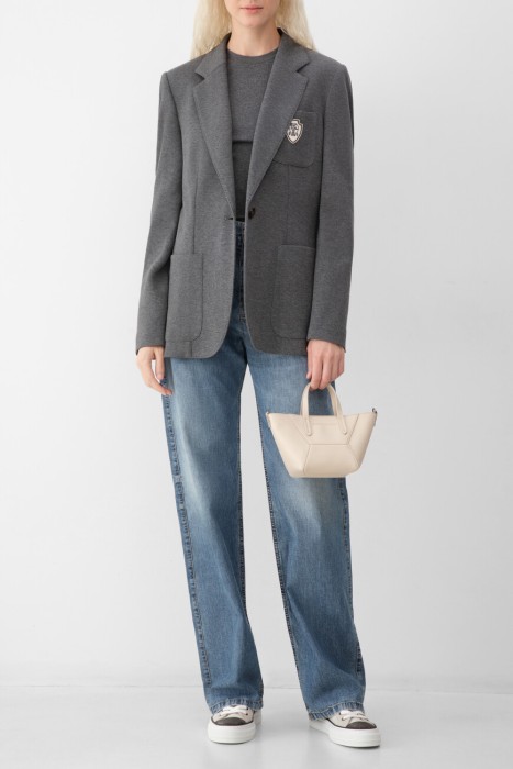 футболка  из хлопка спереди