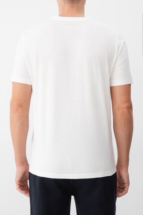 футболка  по цене 11550 руб вид справа