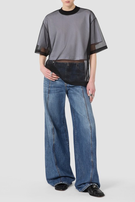 Товар черного цвета с внутренней стороны