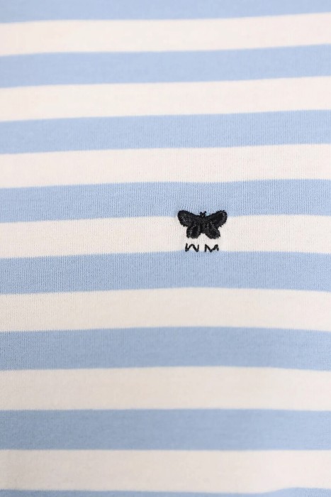 Товар разноцветного цвета с внутренней стороны