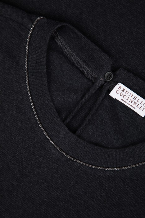 футболка  из хлопка спереди