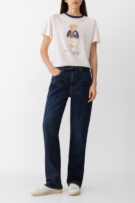 Товар белого цвета с внутренней стороны