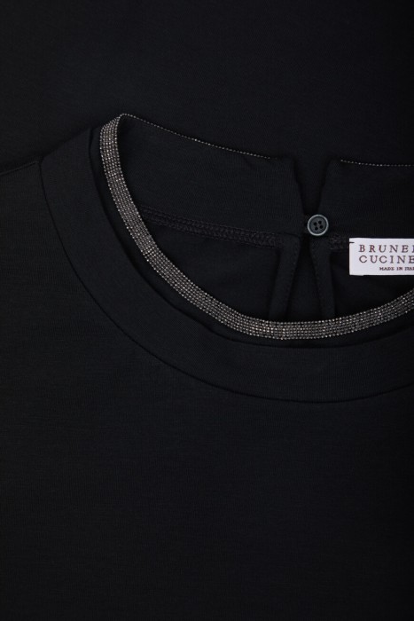 футболка  из хлопка спереди