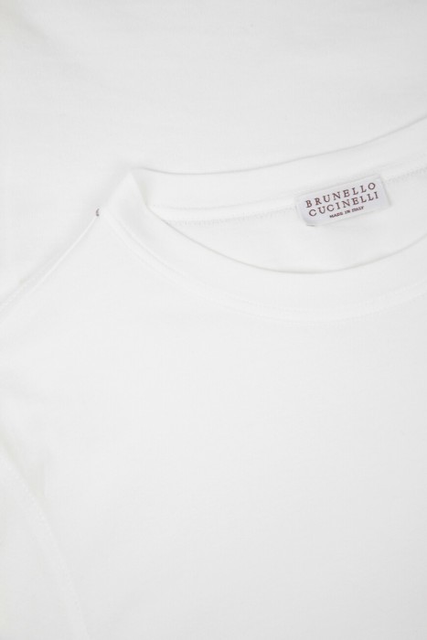 футболка  из хлопка спереди