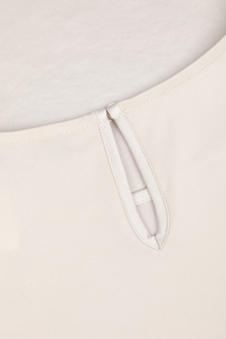 футболка  для взрослого возраста с изнаночной стороны