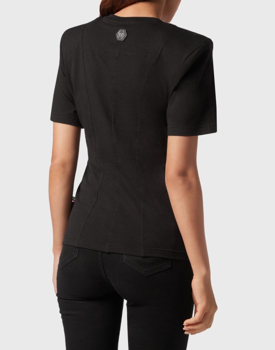 футболка  из америки вид сбоку