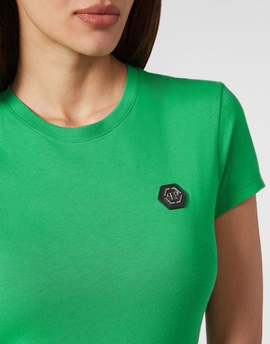 футболка  из проверенных материалов спереди