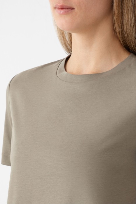 футболка  из италии вид сбоку