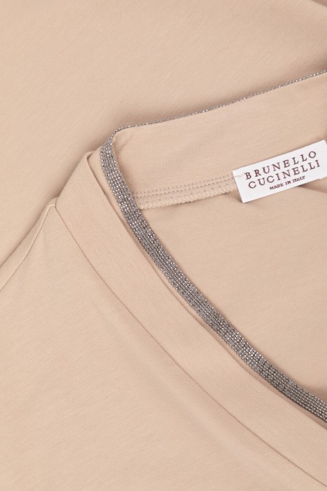 футболка  из хлопка спереди