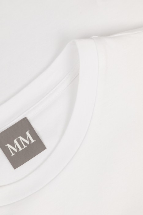 футболка  из хлопка спереди