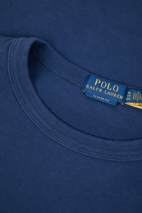 футболка  из хлопка спереди